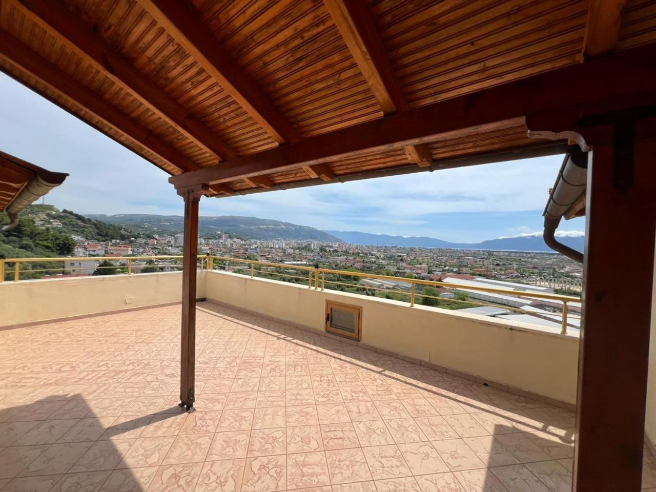 Apartment Eron